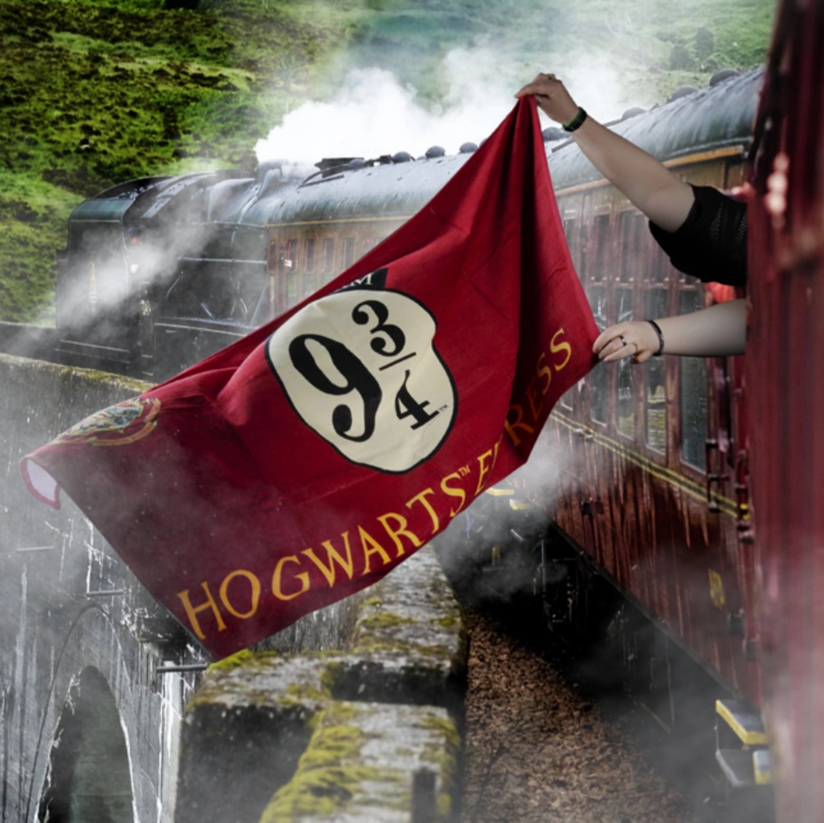 Harry Potter: Bade-/Strandhandtuch mit Gleis 9 ¾