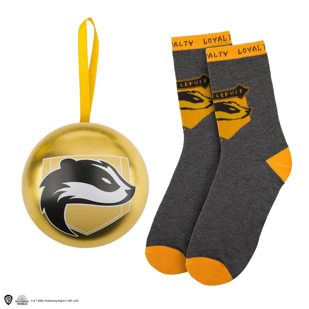 Hufflepuff Weihnachtskugel mit Socken