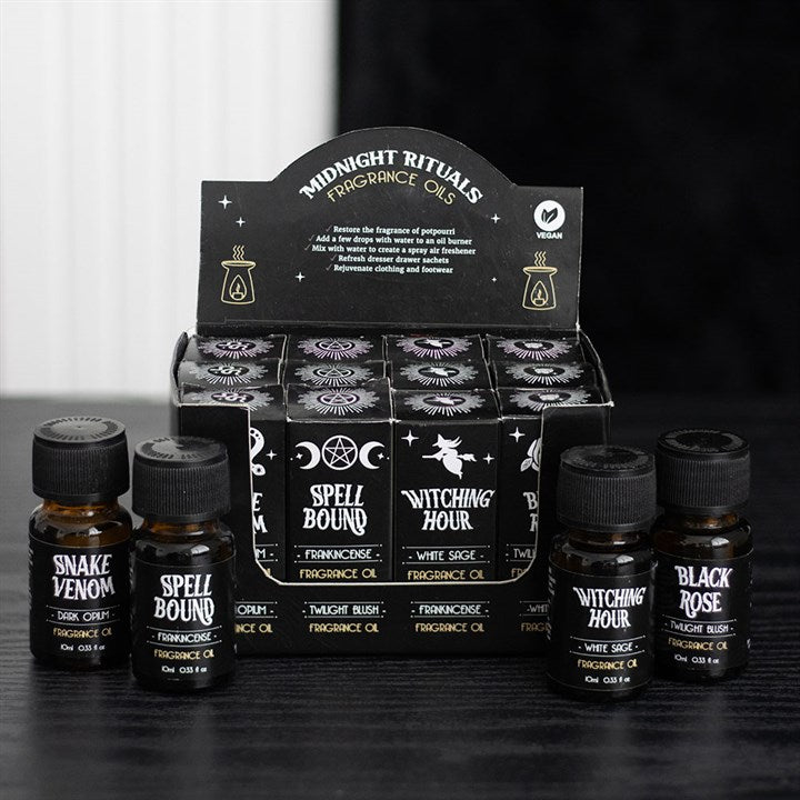 Verschiedene Duftölvarianten „Midnight Rituals“