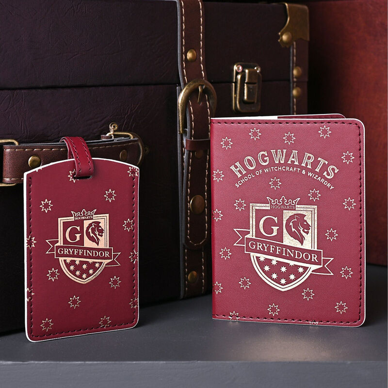 Warner Bros. Harry Potter Alumni-Passhülle & Gepäckanhänger – Gryffindor