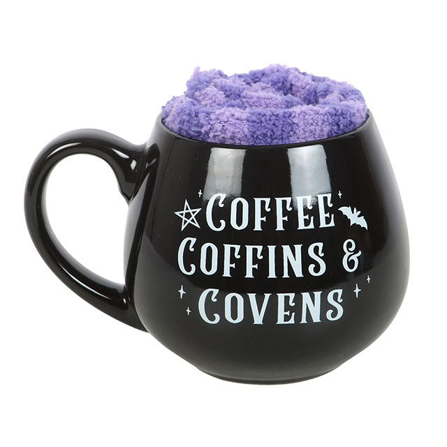Set aus Tasse und Socken: „Kaffee, Särge & Hexenzirkel“