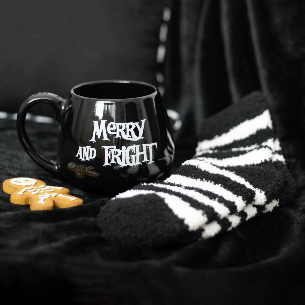 Set aus Tasse und Socken „Merry and Fright“