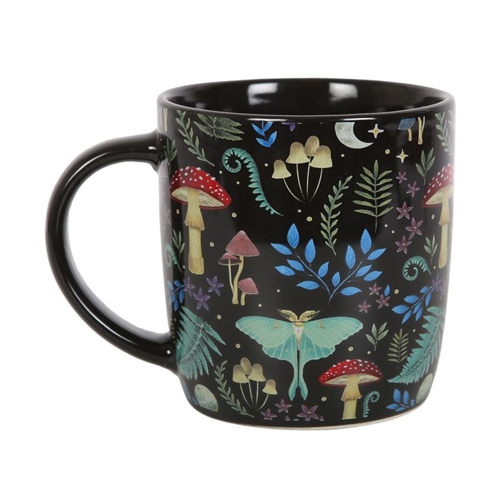 Tasse mit „Dark Forest“-Motiv