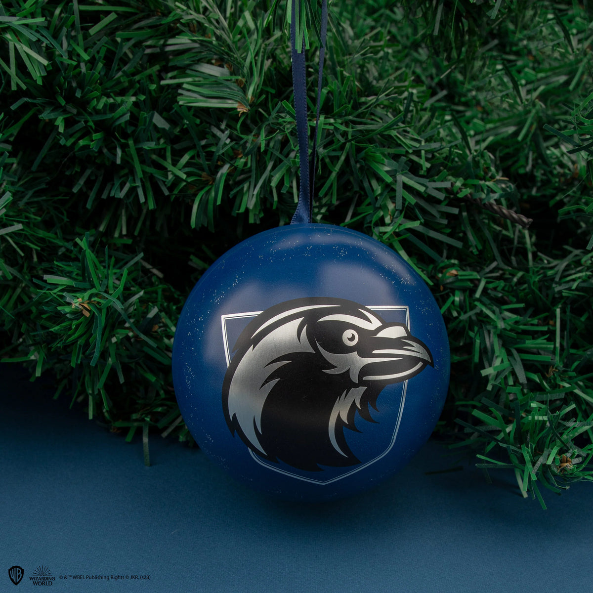 Ravenclaw Weihnachtskugel mit Socken