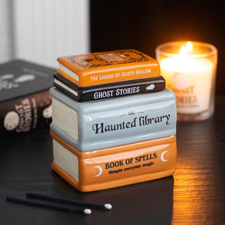 Ölbrenner und Wachserhitzer in Form eines Bücherregals aus der „Haunted Library“