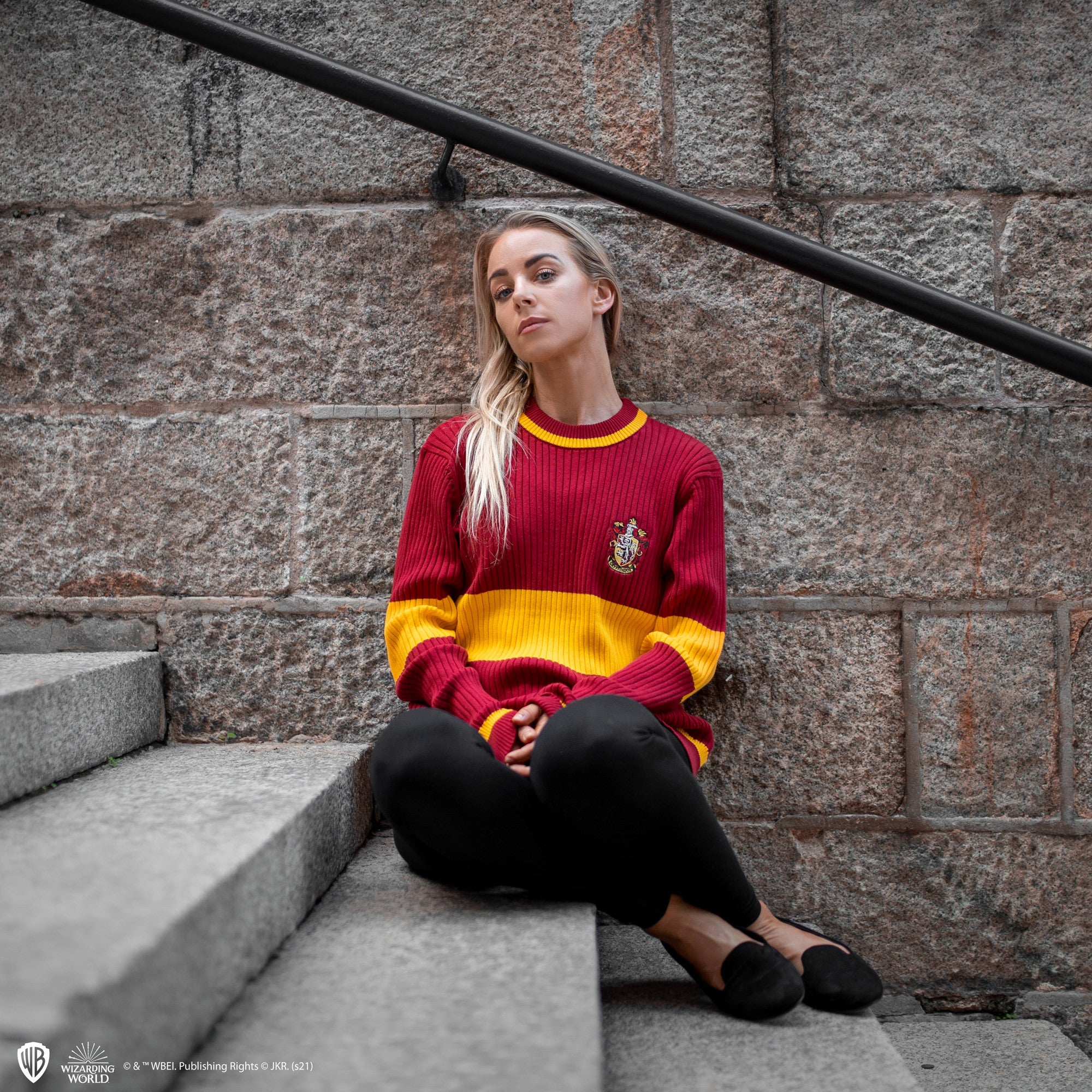 Harry Potter Gryffindor Quidditch Pullover